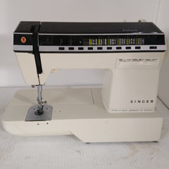 Singer 1100